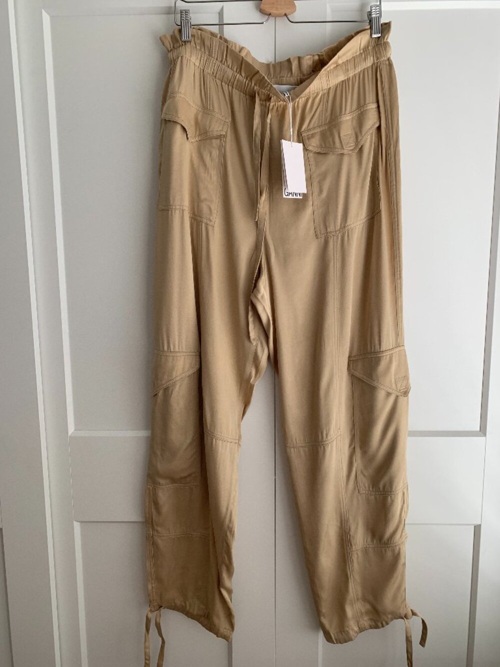 NWT GANNI CARGO PANT SIZE 42